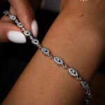 тонкий ювелирный браслет с циркониями